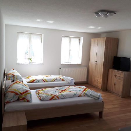 רוטווייל Monteurhotel B27 מראה חיצוני תמונה