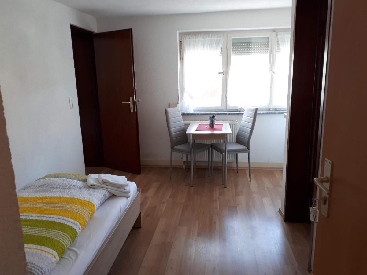 רוטווייל Monteurhotel B27 מראה חיצוני תמונה