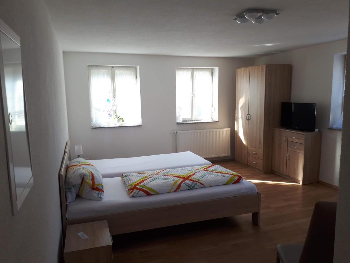 רוטווייל Monteurhotel B27 מראה חיצוני תמונה